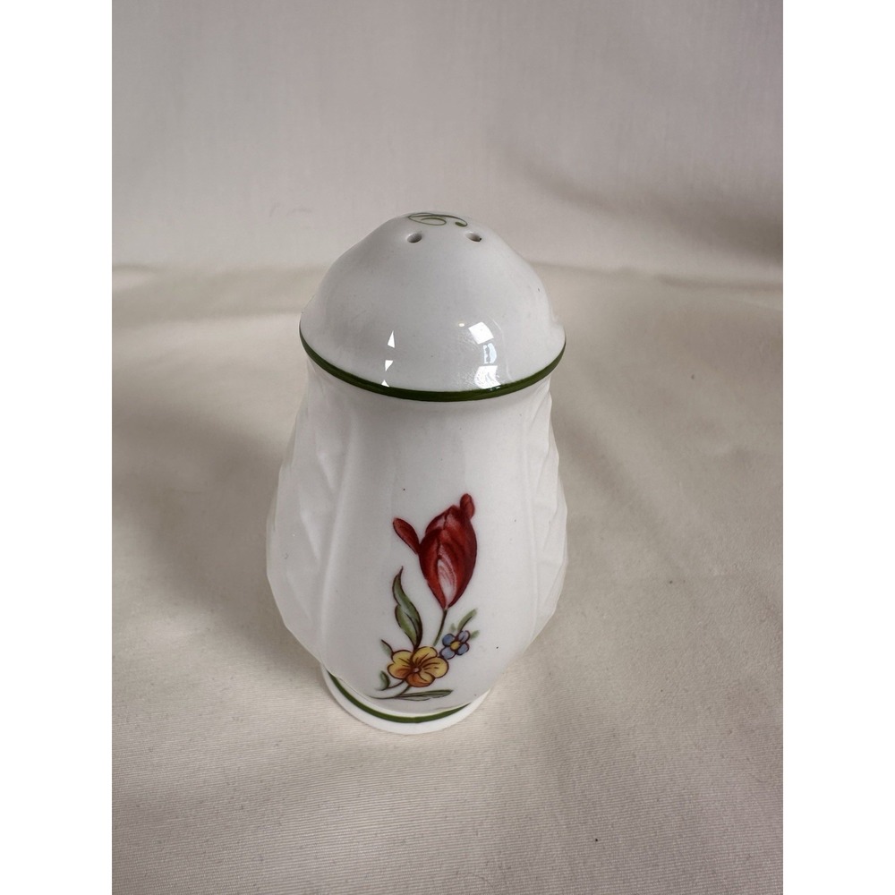 Villeroy & Boch Tulipe pepper shaker